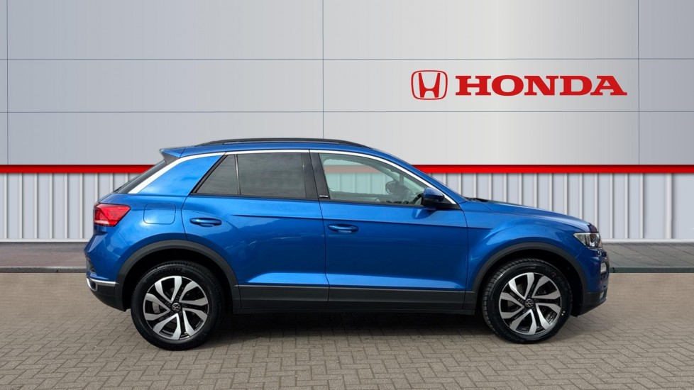 Volkswagen T-Roc 1.5 TSI EVO Active 5dr DSG Petrol Hatchback - Image 5