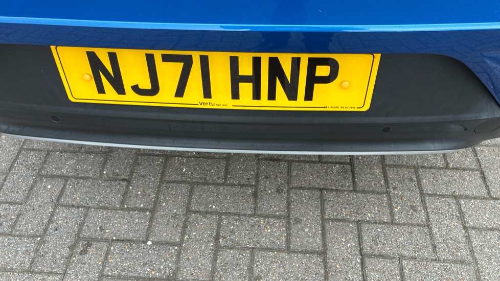 Volkswagen T-Roc 1.5 TSI EVO Active 5dr DSG Petrol Hatchback - Image 39