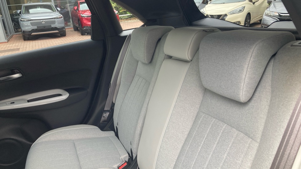 Honda Jazz 1.5 i-MMD Hybrid EX 5dr eCVT Hybrid Hatchback - Image 8