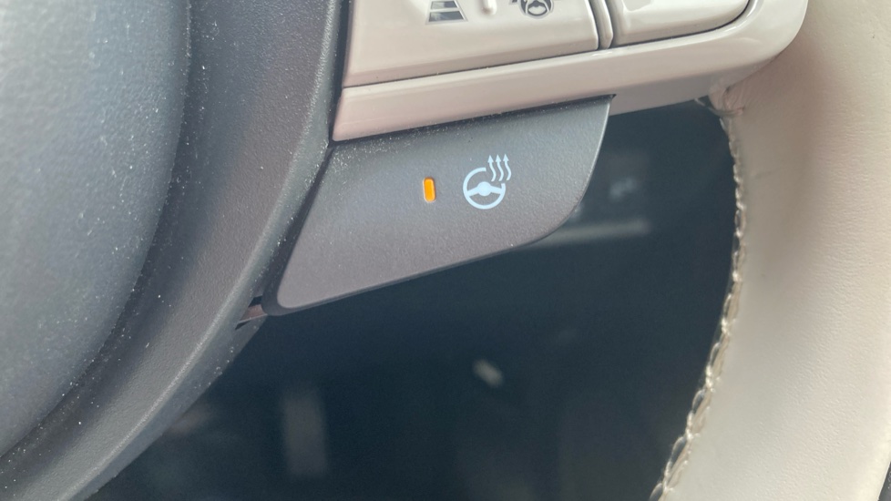 Honda Jazz 1.5 i-MMD Hybrid EX 5dr eCVT Hybrid Hatchback - Image 17