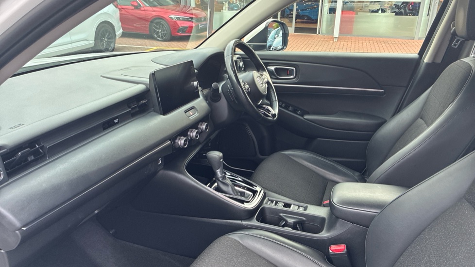 Honda HR-V 1.5 eHEV Advance 5dr CVT Hybrid Hatchback - Image 2