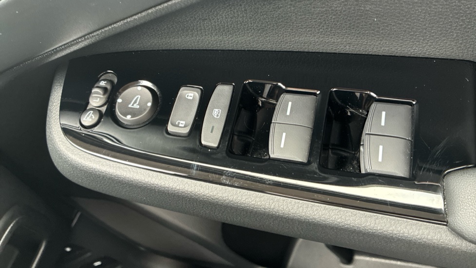 Honda HR-V 1.5 eHEV Advance 5dr CVT Hybrid Hatchback - Image 18