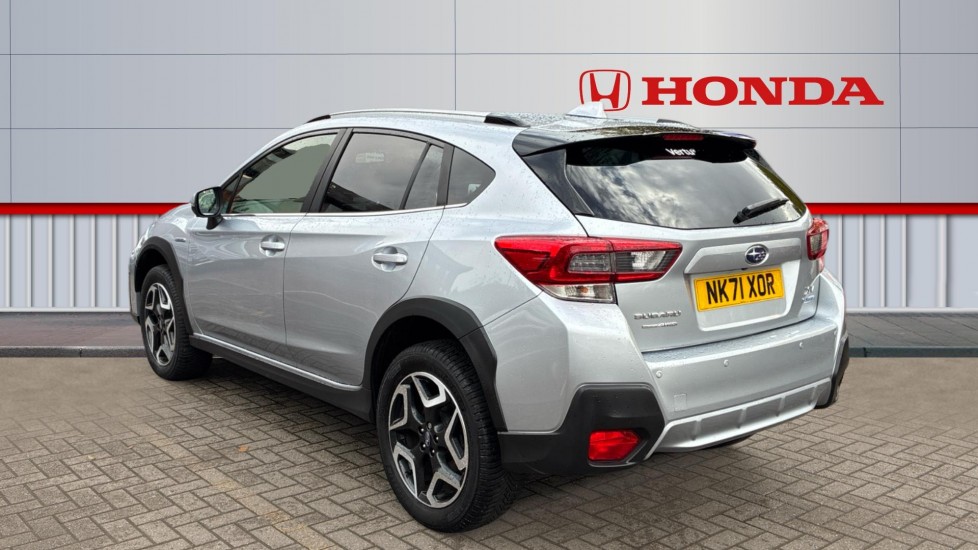 Subaru XV 2.0i e-Boxer SE Premium 5dr Lineartronic Hybrid Hatchback - Image 3