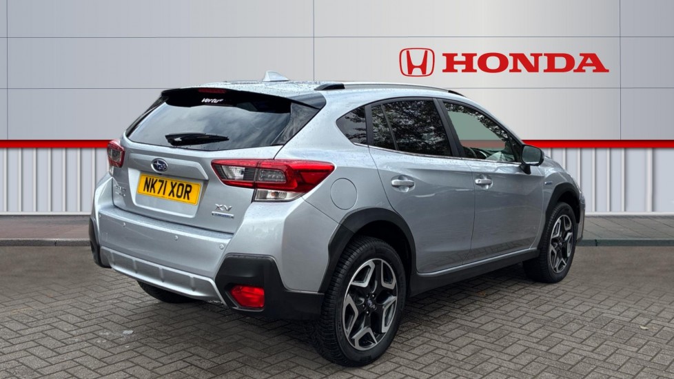 Subaru XV 2.0i e-Boxer SE Premium 5dr Lineartronic Hybrid Hatchback - Image 12