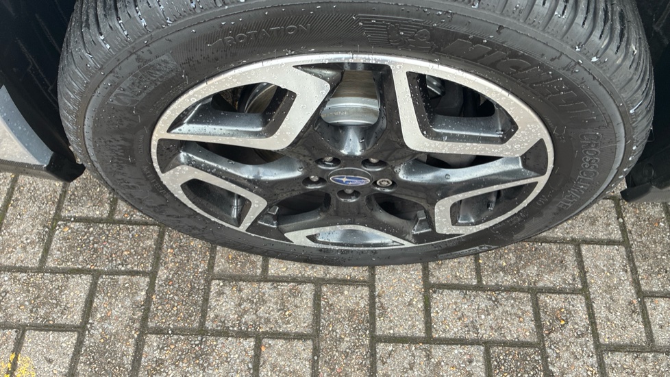 Subaru XV 2.0i e-Boxer SE Premium 5dr Lineartronic Hybrid Hatchback - Image 32