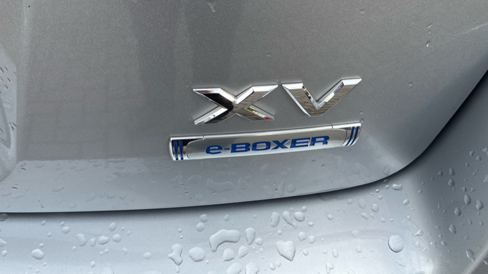 Subaru XV 2.0i e-Boxer SE Premium 5dr Lineartronic Hybrid Hatchback - Image 39