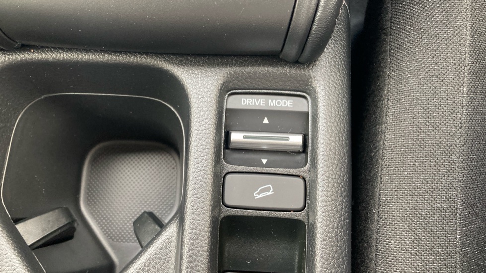Honda HR-V 1.5 eHEV Elegance 5dr CVT Hybrid Hatchback - Image 24