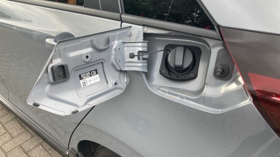 Honda Jazz 1.5 i-MMD Hybrid Advance Sport 5dr eCVT Hybrid Hatchback - Image 41