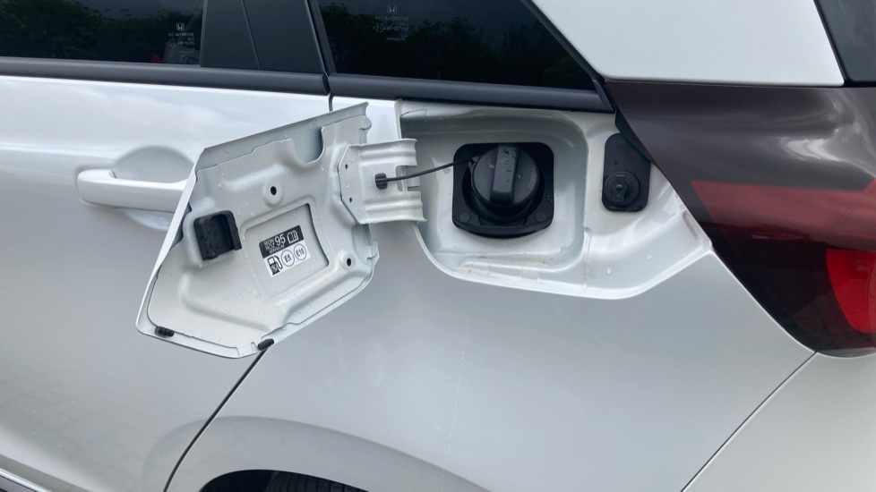 Honda Jazz 1.5 i-MMD Hybrid Advance Sport 5dr eCVT Hybrid Hatchback - Image 37