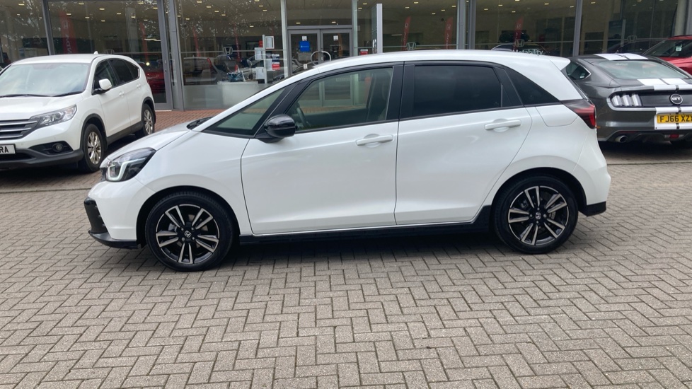 Honda Jazz 1.5 i-MMD Hybrid Advance Sport 5dr eCVT Hybrid Hatchback - Image 38