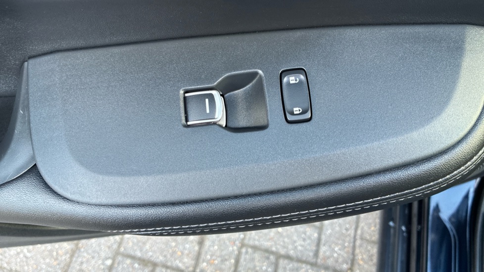 Honda Zr-V 2.0 eHEV Elegance 5dr CVT Hybrid Estate - Image 30