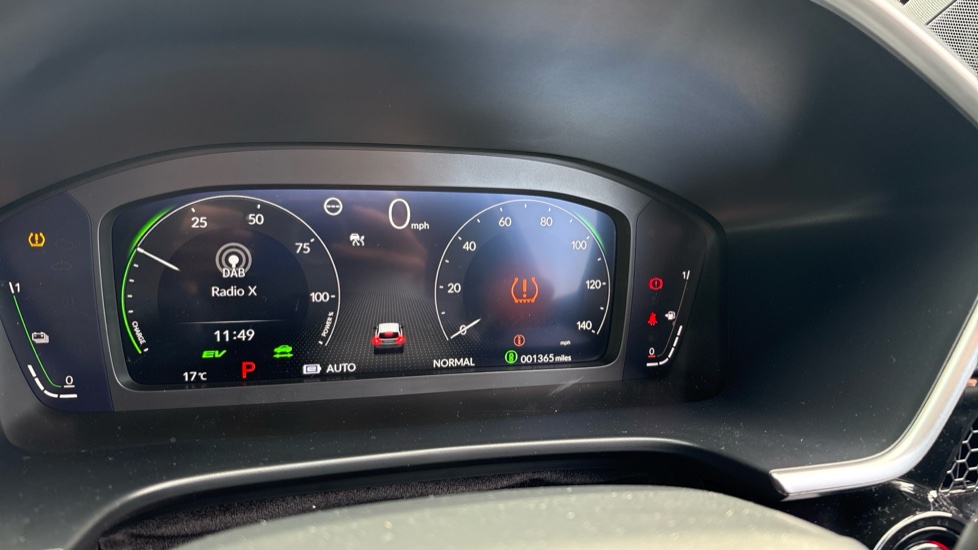 Honda CR-V 2.0 ePHEV Advance Tech 5dr eCVT Estate - Image 11