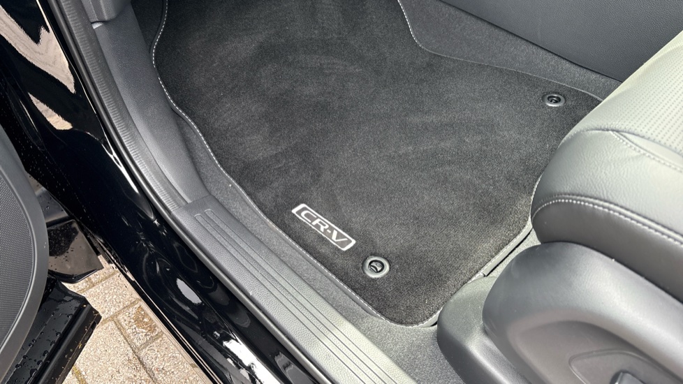 Honda CR-V 2.0 ePHEV Advance Tech 5dr eCVT Estate - Image 30