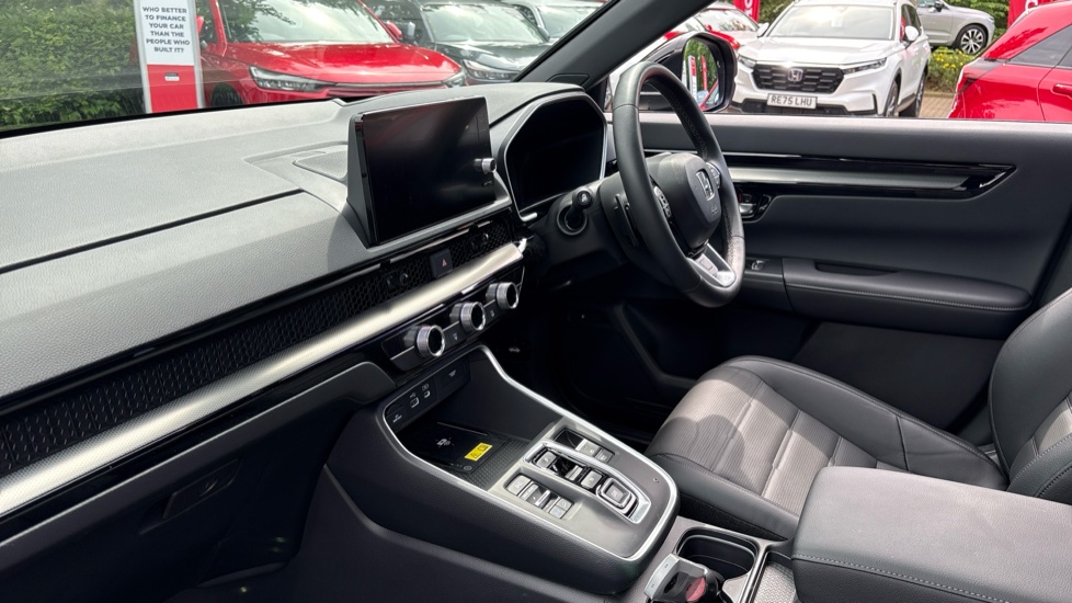 Honda CR-V 2.0 ePHEV Advance Tech 5dr eCVT Estate - Image 31