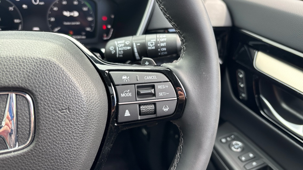 Honda CR-V 2.0 ePHEV Advance Tech 5dr eCVT Estate - Image 35