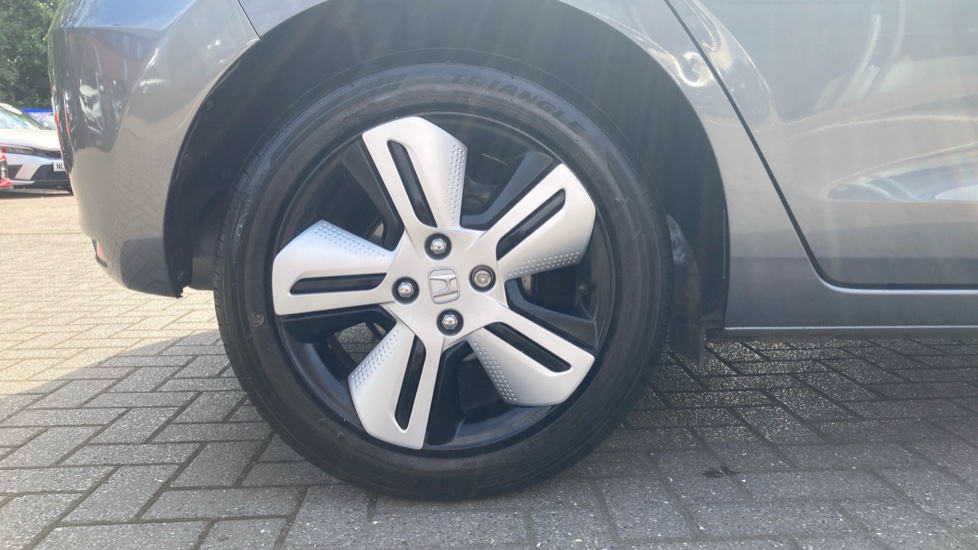 Honda Jazz 1.5 i-MMD Hybrid EX 5dr eCVT Hybrid Hatchback - Image 9