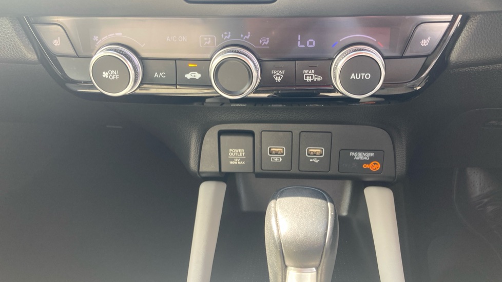 Honda Jazz 1.5 i-MMD Hybrid EX 5dr eCVT Hybrid Hatchback - Image 20