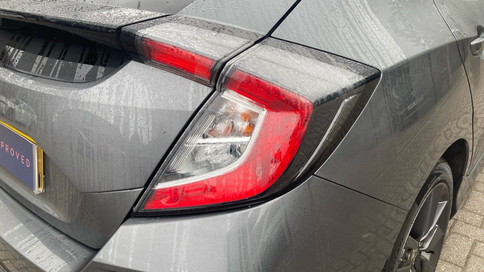 Honda Civic 1.0 VTEC Turbo 126 SR 5dr Petrol Hatchback - Image 17