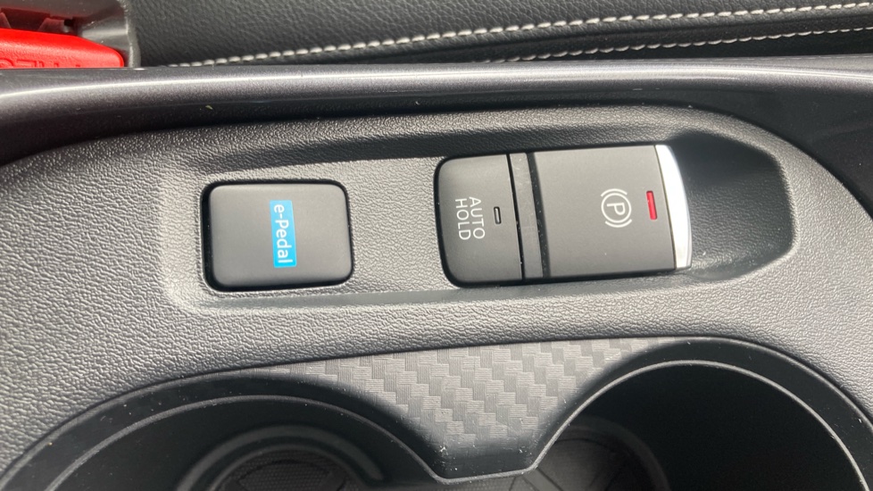 Nissan Juke 1.6 Hybrid Tekna 5dr Auto Hybrid Hatchback - Image 26