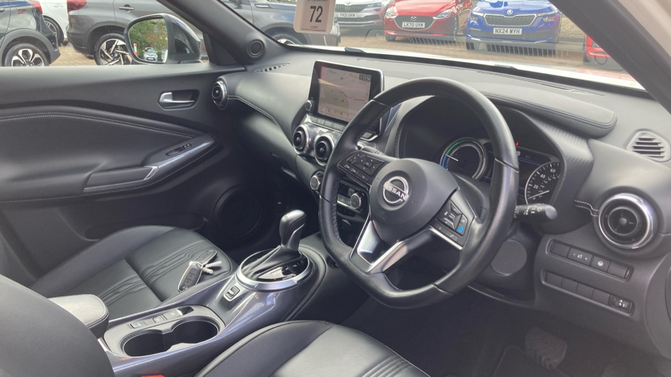 Nissan Juke 1.6 Hybrid Tekna 5dr Auto Hybrid Hatchback - Image 35