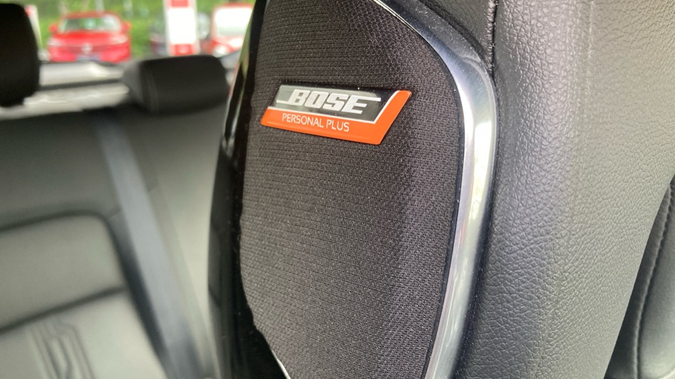 Nissan Juke 1.6 Hybrid Tekna 5dr Auto Hybrid Hatchback - Image 37