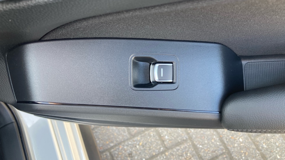 Honda Civic 2.0 eHEV Sport 5dr CVT Hybrid Hatchback - Image 33