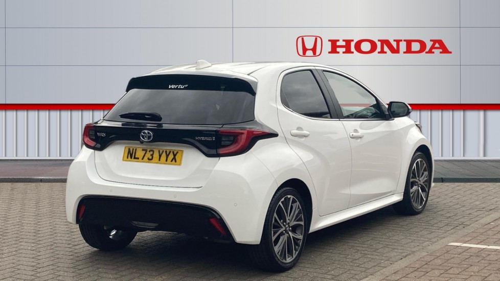 Toyota Yaris 1.5 Hybrid Excel 5dr CVT Hybrid Hatchback - Image 12