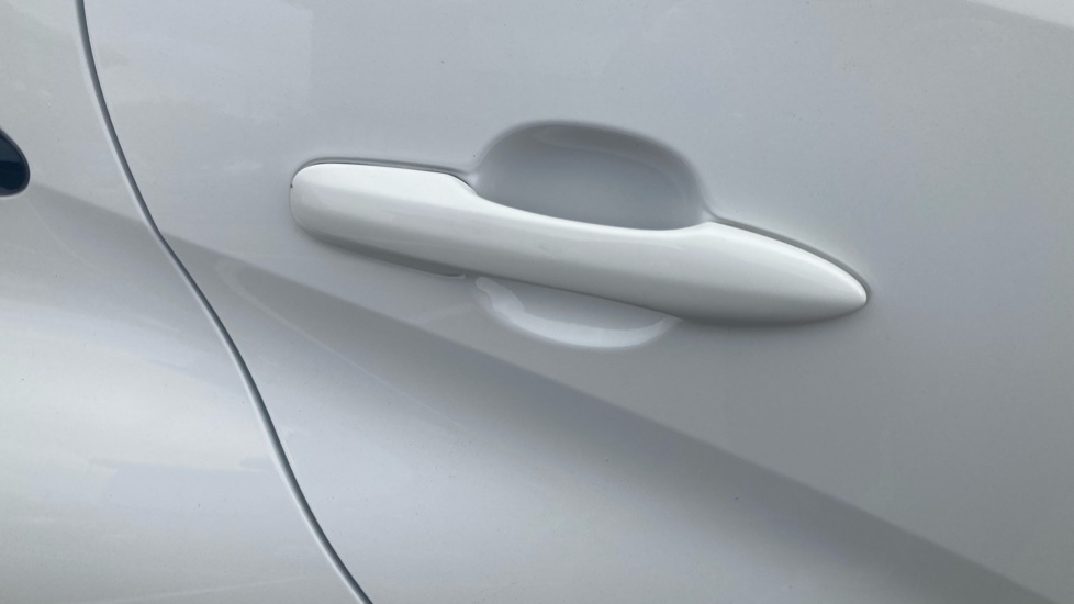Toyota Yaris 1.5 Hybrid Excel 5dr CVT Hybrid Hatchback - Image 31