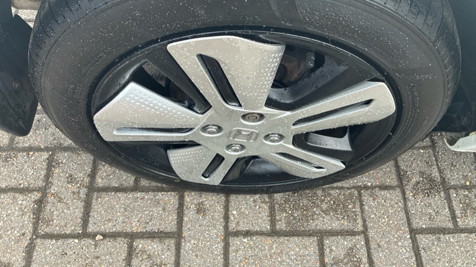 Honda Jazz 1.5 i-MMD Hybrid EX 5dr eCVT Hybrid Hatchback - Image 34