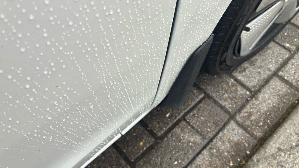 Honda Jazz 1.5 i-MMD Hybrid EX 5dr eCVT Hybrid Hatchback - Image 38