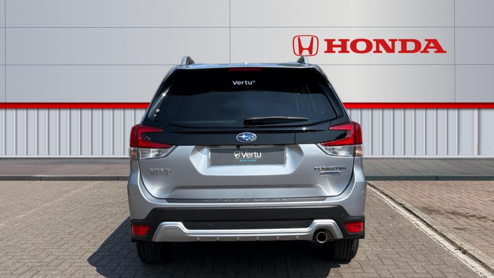 Subaru Forester 2.0i e-Boxer XE Premium 5dr Lineartronic Hybrid Estate - Image 7