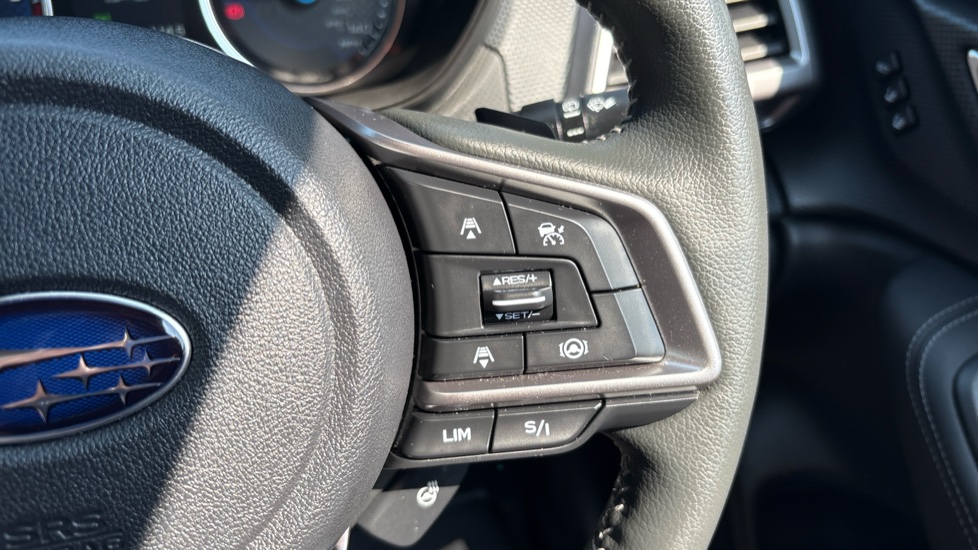 Subaru Forester 2.0i e-Boxer XE Premium 5dr Lineartronic Hybrid Estate - Image 24