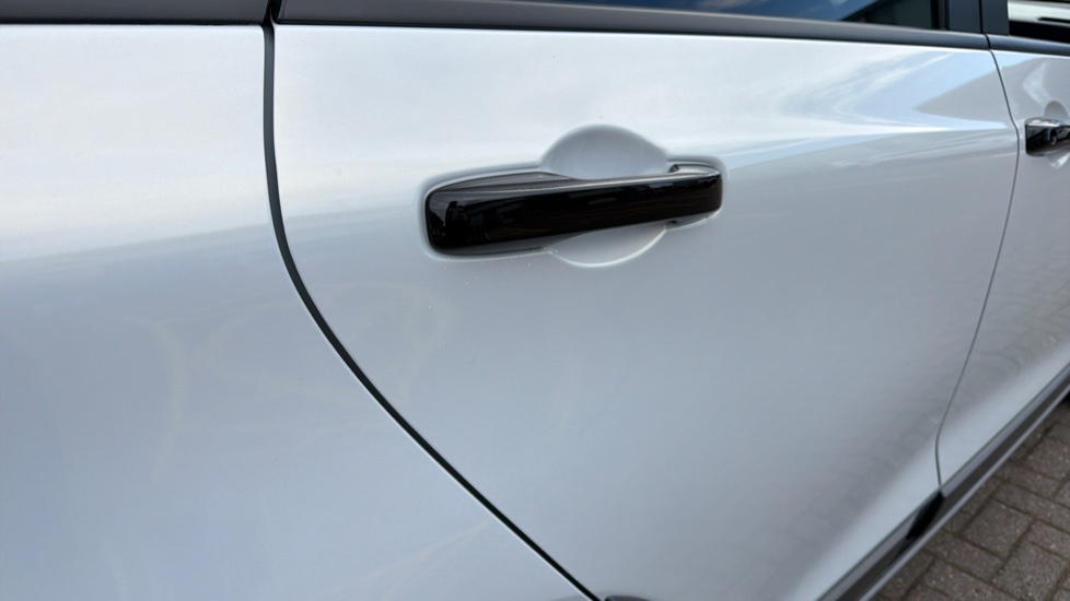 Honda Jazz 1.5 i-MMD Hybrid Crosstar Advance 5dr eCVT Hybrid Hatchback - Image 13