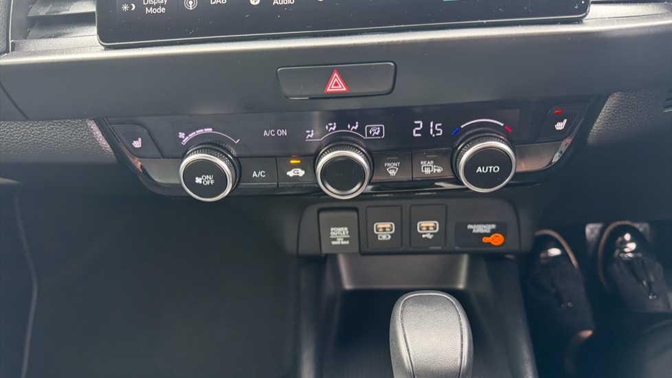 Honda Jazz 1.5 i-MMD Hybrid Crosstar Advance 5dr eCVT Hybrid Hatchback - Image 19