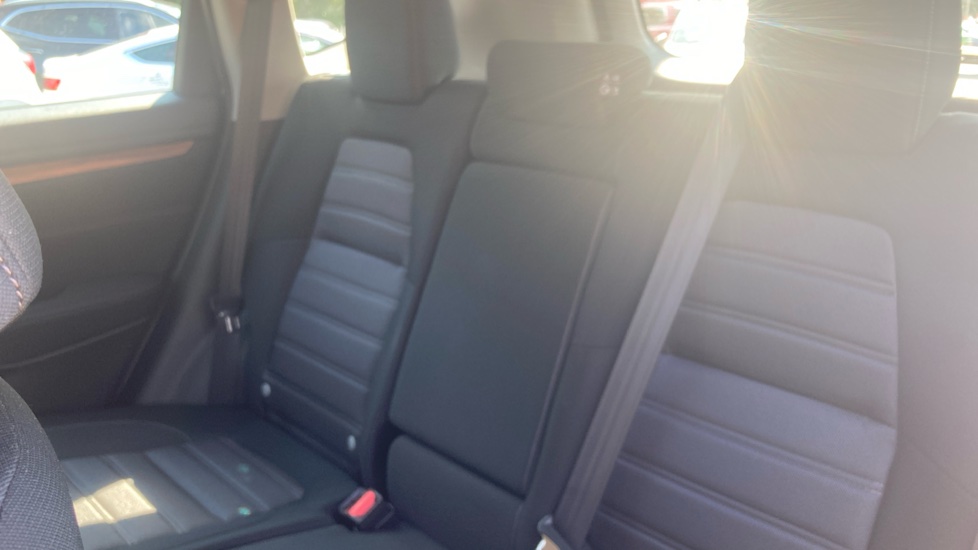 Honda CR-V 1.5 VTEC Turbo S 5dr 2WD Petrol Estate - Image 8