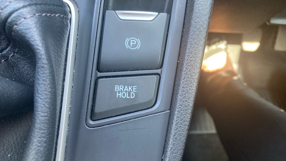 Honda CR-V 1.5 VTEC Turbo S 5dr 2WD Petrol Estate - Image 19
