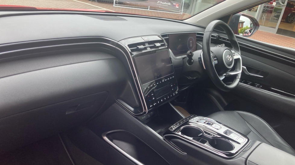 Hyundai TUCSON 1.6 TGDi Hybrid 230 Ultimate 5dr 2WD Auto Hybrid Estate - Image 2