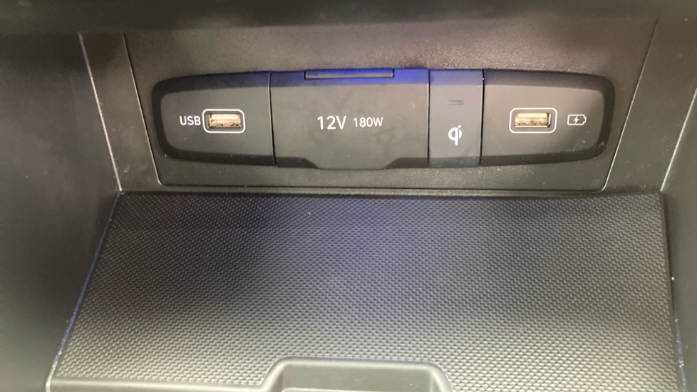 Hyundai TUCSON 1.6 TGDi Hybrid 230 Ultimate 5dr 2WD Auto Hybrid Estate - Image 28