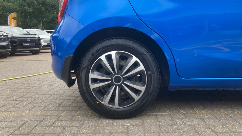 Nissan Micra 1.2 Visia 5dr CVT Petrol Hatchback - Image 9