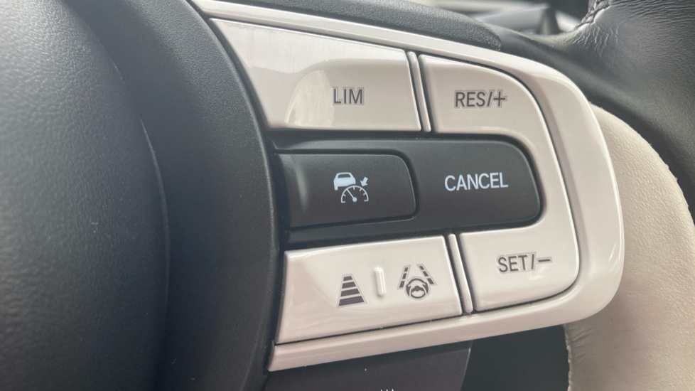 Honda Jazz 1.5 i-MMD Hybrid EX 5dr eCVT Hybrid Hatchback - Image 16