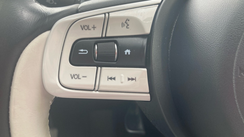 Honda Jazz 1.5 i-MMD Hybrid EX 5dr eCVT Hybrid Hatchback - Image 17