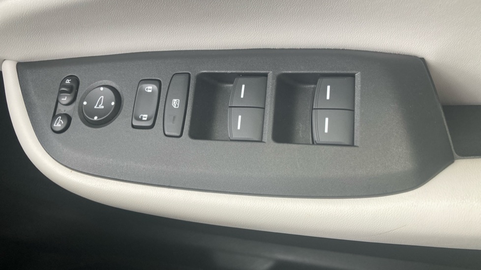 Honda Jazz 1.5 i-MMD Hybrid EX 5dr eCVT Hybrid Hatchback - Image 24