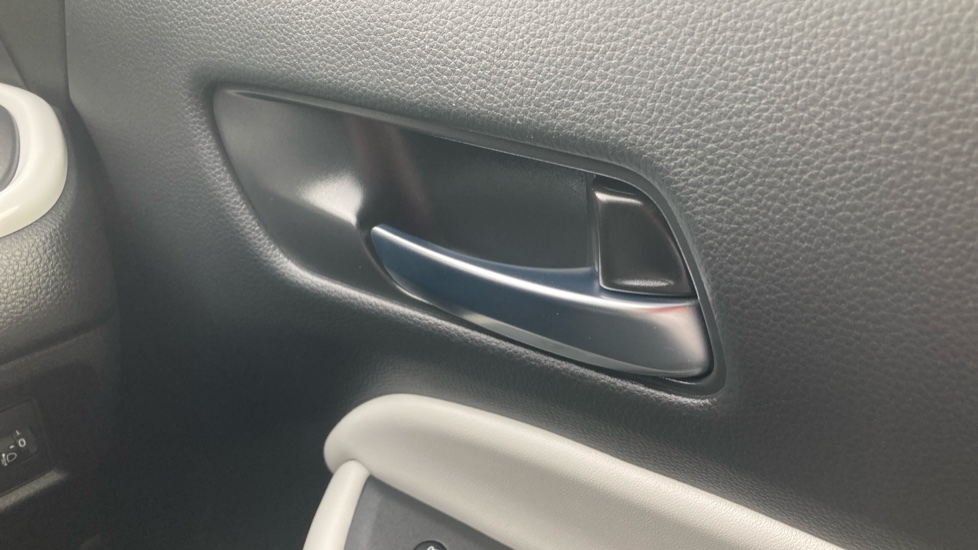Honda Jazz 1.5 i-MMD Hybrid EX 5dr eCVT Hybrid Hatchback - Image 27