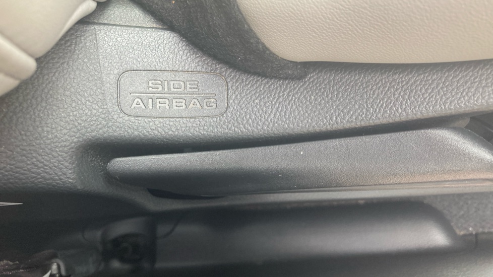Honda Jazz 1.5 i-MMD Hybrid EX 5dr eCVT Hybrid Hatchback - Image 31