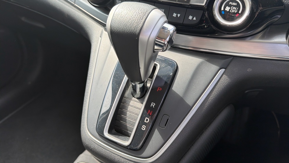 Honda CR-V 2.0 i-VTEC EX 5dr Auto Petrol Estate - Image 13