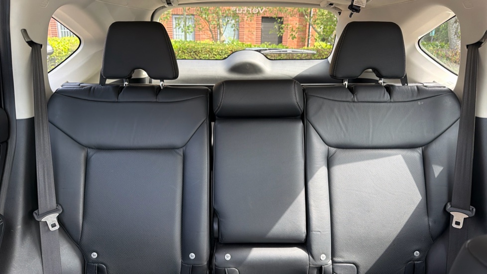 Honda CR-V 2.0 i-VTEC EX 5dr Auto Petrol Estate - Image 29