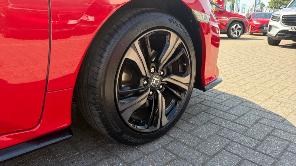 Honda Civic 1.5 VTEC Turbo Sport 5dr Petrol Hatchback - Image 20