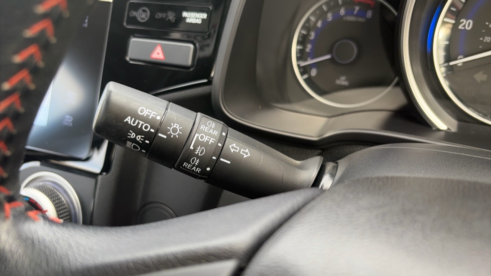 Honda Jazz 1.5 i-VTEC Sport Navi 5dr Petrol Hatchback - Image 26