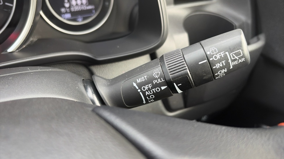 Honda Jazz 1.5 i-VTEC Sport Navi 5dr Petrol Hatchback - Image 27