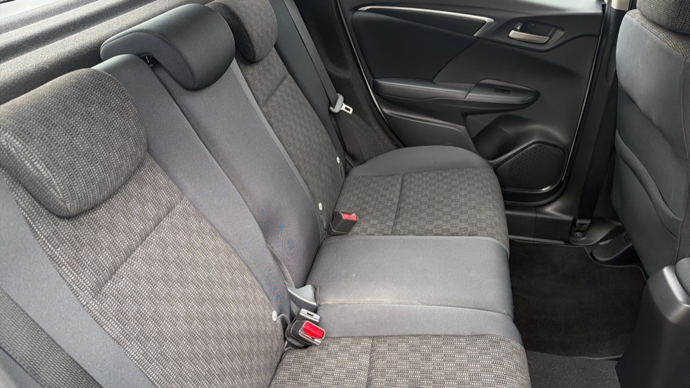 Honda Jazz 1.3 SE 5dr Petrol Hatchback - Image 8